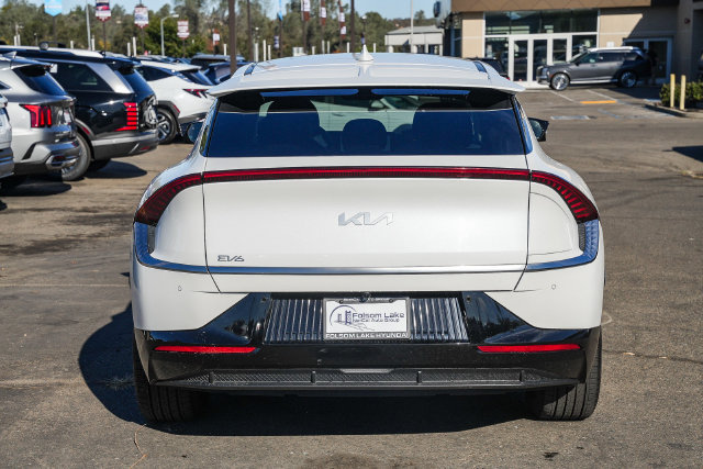 Used 2024 Kia EV6 Wind RWD image 4