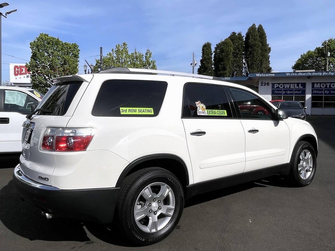 Used 2011 GMC Acadia SLE AWD/4WD image 6