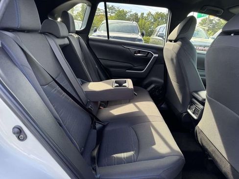 Used 2022 Toyota RAV4 SE w/ SE Grade Weather Package image 8