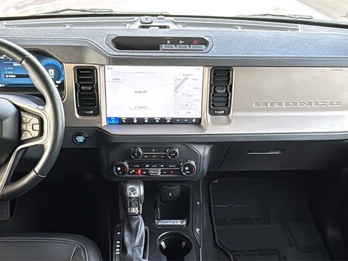 Certified 2025 Ford Bronco Outer Banks image 10