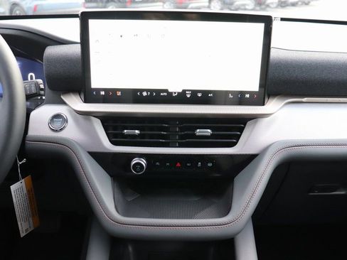 New 2026 Ford Explorer Active w/ Active Comfort Package image 25