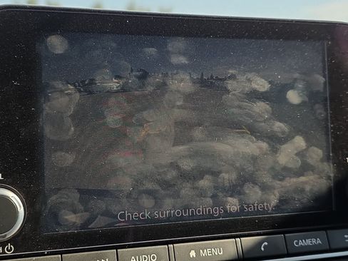 Used 2023 Nissan Rogue SV FWD image 21