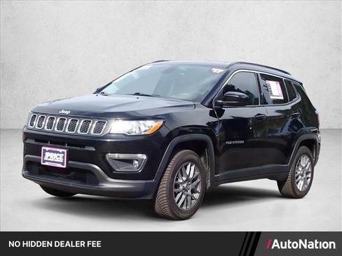 Used 2017 Jeep Compass Latitude AWD/4WD image 1