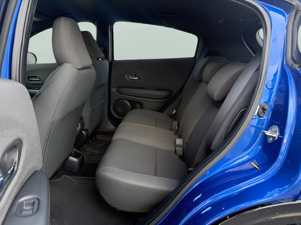 Used 2019 Honda HR-V Sport image 11