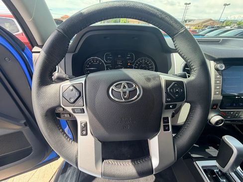 Used 2021 Toyota Tundra Limited w/ Limited Premium Package AWD/4WD image 12