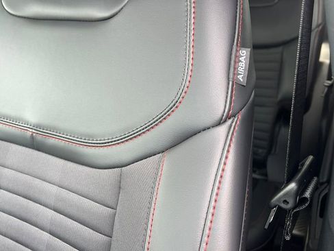 New 2026 Ford Explorer ST-Line w/ ST-Line Street Pack image 17