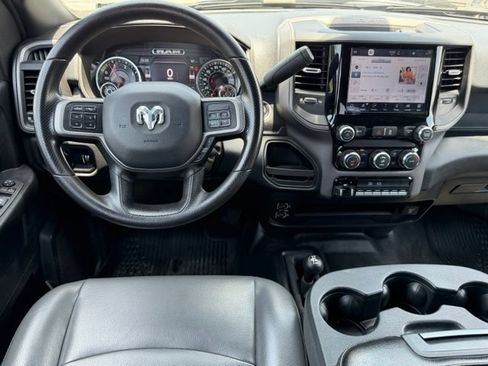 Used 2022 RAM 2500 Tradesman w/ Chrome Appearance Group AWD/4WD image 15
