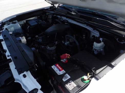 Used 2021 Toyota Tacoma SR RWD image 38