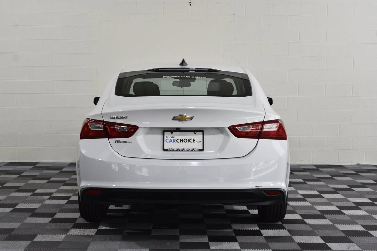 Used 2023 Chevrolet Malibu LS FWD image 4