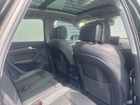 Certified 2024 Audi Q5 e Premium Plus AWD/4WD image 12