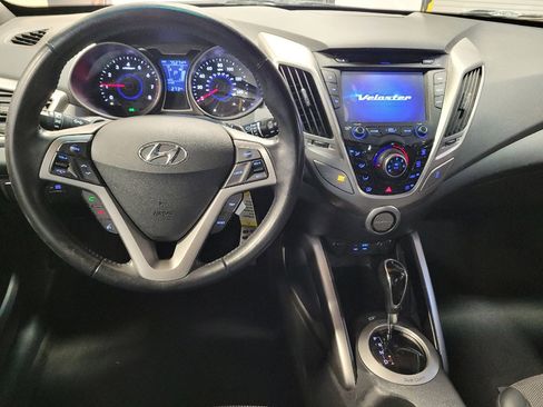 Used 2016 Hyundai Veloster w/ Option Group 02 FWD image 22