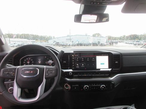 New 2026 GMC Sierra 3500 SLE w/ SLE Value Package AWD/4WD image 15