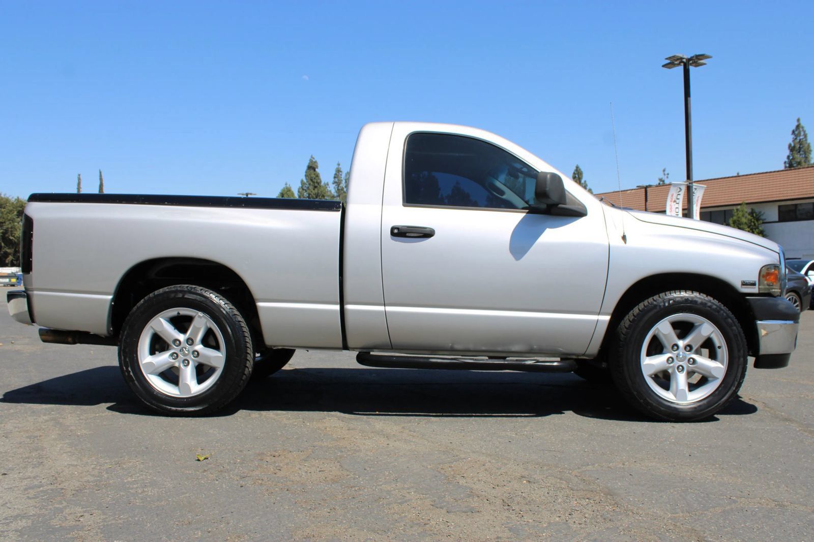 Used 2004 Dodge Ram 1500 Truck ST RWD image 31