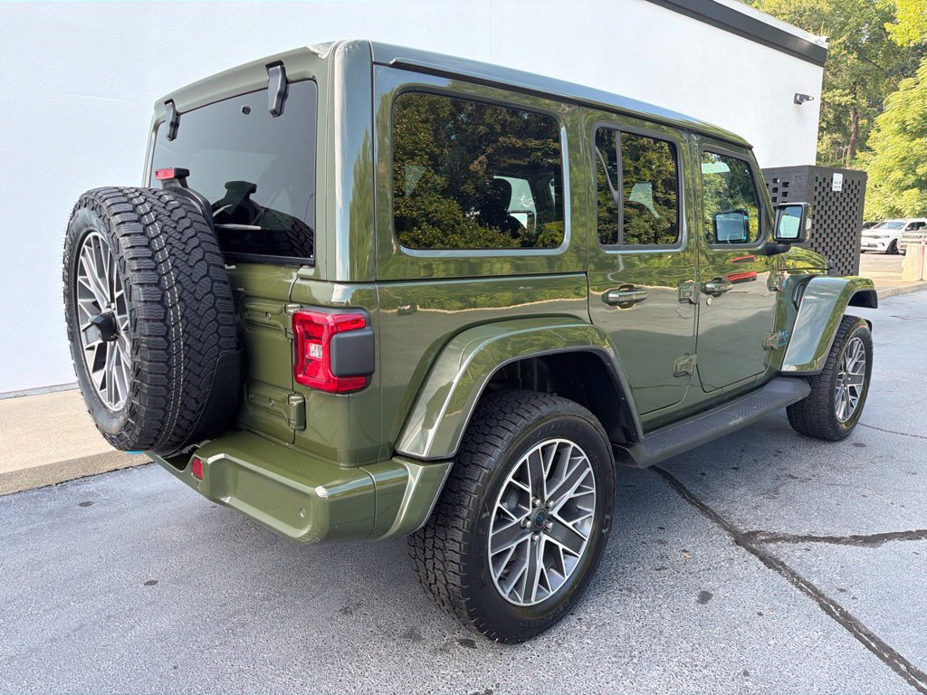 Used 2024 Jeep Wrangler High Altitude AWD/4WD image 9