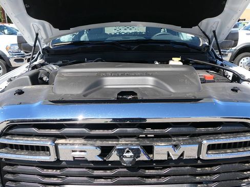 New 2026 RAM 5500 Tradesman w/ Chrome Appearance Group RWD image 25
