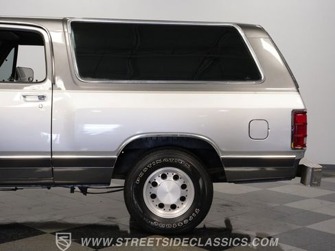 Used 1990 Dodge Ramcharger 2WD image 24