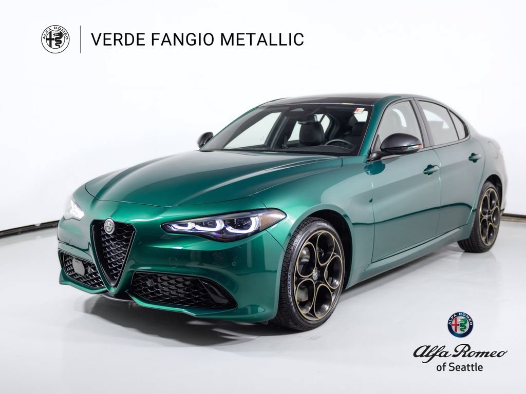Used 2025 Alfa Romeo Giulia AWD w/ Driving Assist Package image 1