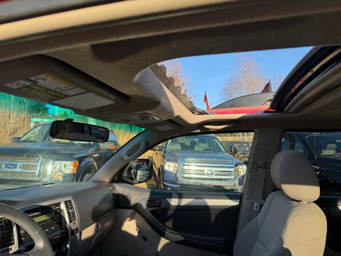 Used 2008 Toyota 4Runner SR5 image 13