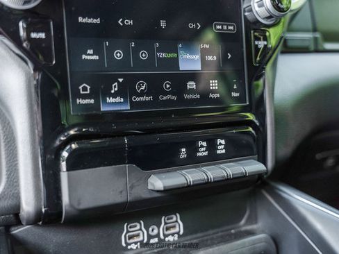 Used 2025 RAM 1500 Big Horn AWD/4WD image 48