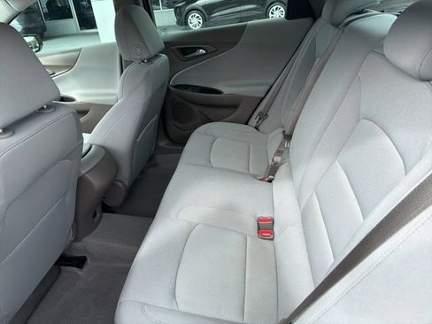 Certified 2024 Chevrolet Malibu LS FWD image 7