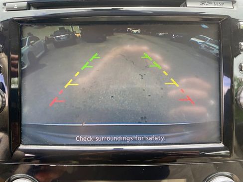 Used 2015 Nissan Murano SV image 21