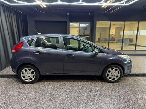 Used 2013 Ford Fiesta S w/ Convenience Pkg FWD image 11