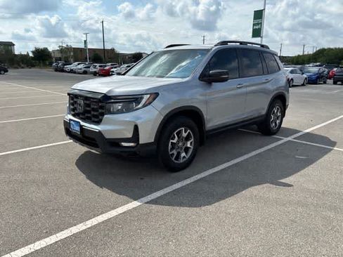 Used 2023 Honda Passport TrailSport image 1