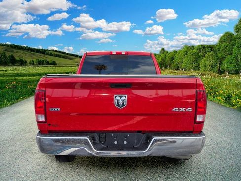 Used 2019 RAM 1500 Classic SLT AWD/4WD image 5