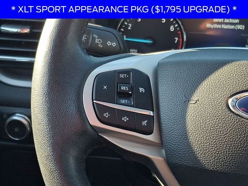 Used 2022 Ford Explorer XLT w/ Equipment Group 202A image 22
