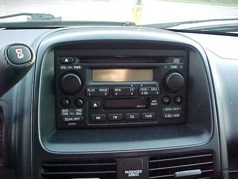 Used 2006 Honda CR-V LX image 30