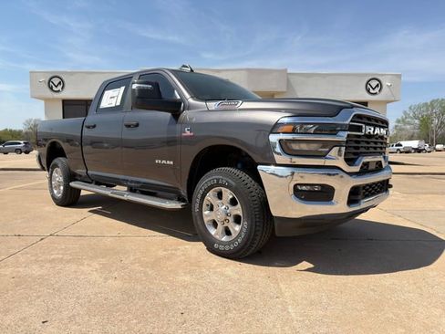 New 2025 RAM 2500 Big Horn AWD/4WD image 3