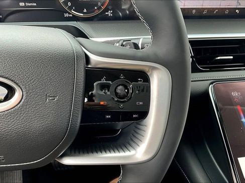 New 2026 INFINITI QX80 Luxe image 19