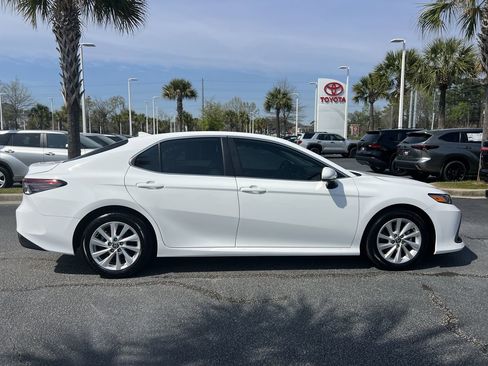 Used 2024 Toyota Camry LE image 11