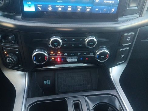 Certified 2022 Ford F150 Platinum image 47