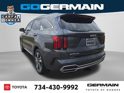 Used 2023 Kia Sorento EX image 10