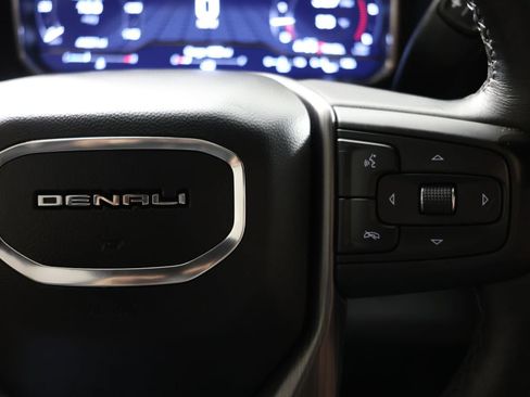 Used 2025 GMC Sierra 2500 Denali Ultimate AWD/4WD image 30