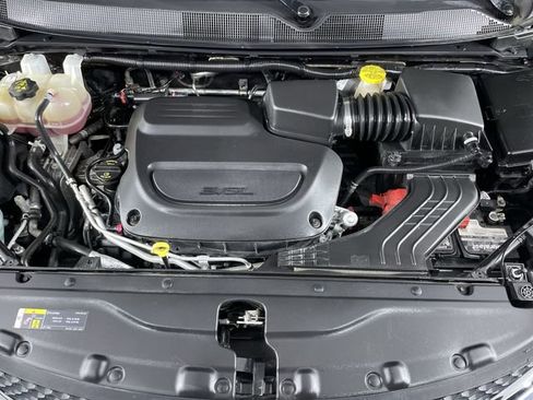 Used 2020 Chrysler Pacifica Limited w/ Advanced Safetytec Group image 49