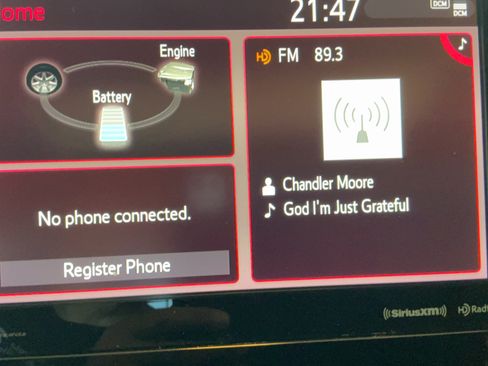 Used 2022 Toyota Camry SE w/ Audio Upgrade Package FWD image 11