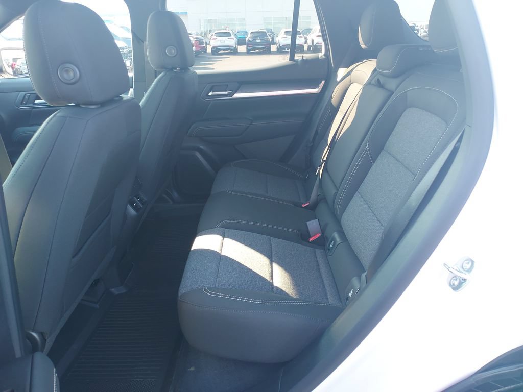New 2027 GMC Terrain Elevation w/ LPO, Floor Liner Package FWD image 14