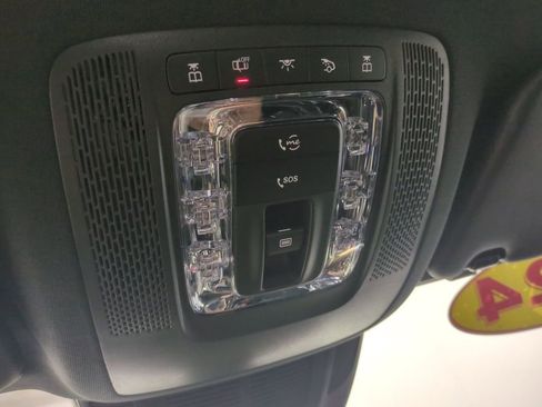 Used 2024 Mercedes-Benz GLE 350 4MATIC w/ Driver Assistance Package image 25