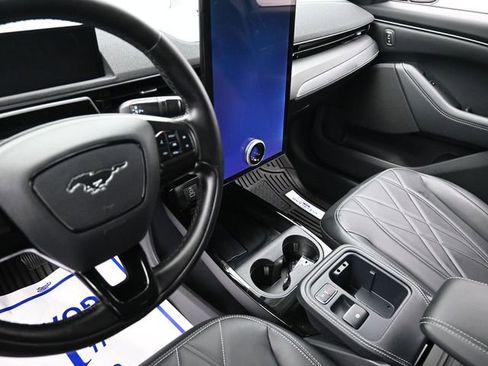 Used 2025 Ford Mustang Mach-E Select image 23