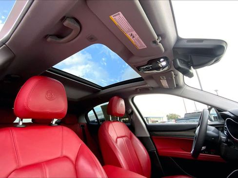 Used 2021 Alfa Romeo Stelvio Ti w/ Nero Edizione image 13