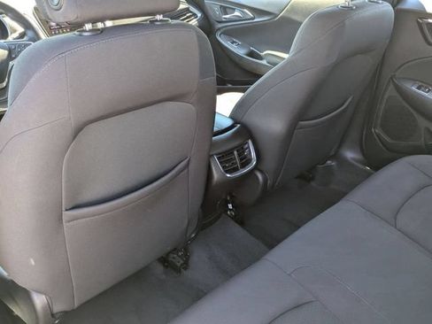 Used 2022 Chevrolet Malibu LT FWD image 25