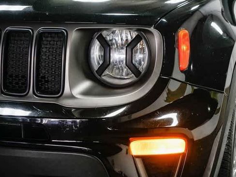 Used 2019 Jeep Renegade Limited image 5