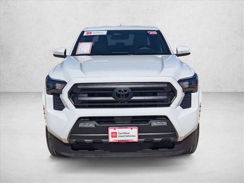 Certified 2025 Toyota Tacoma SR5 image 2