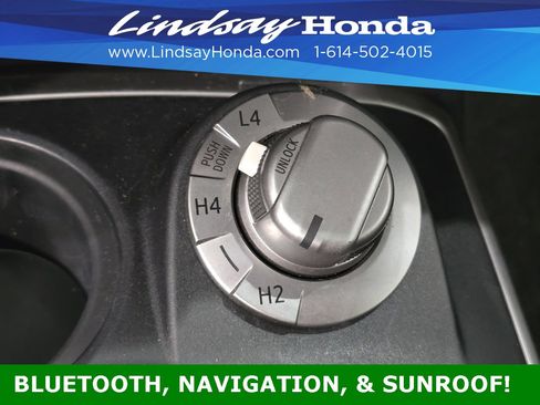 Used 2016 Toyota 4Runner SR5 Premium image 18