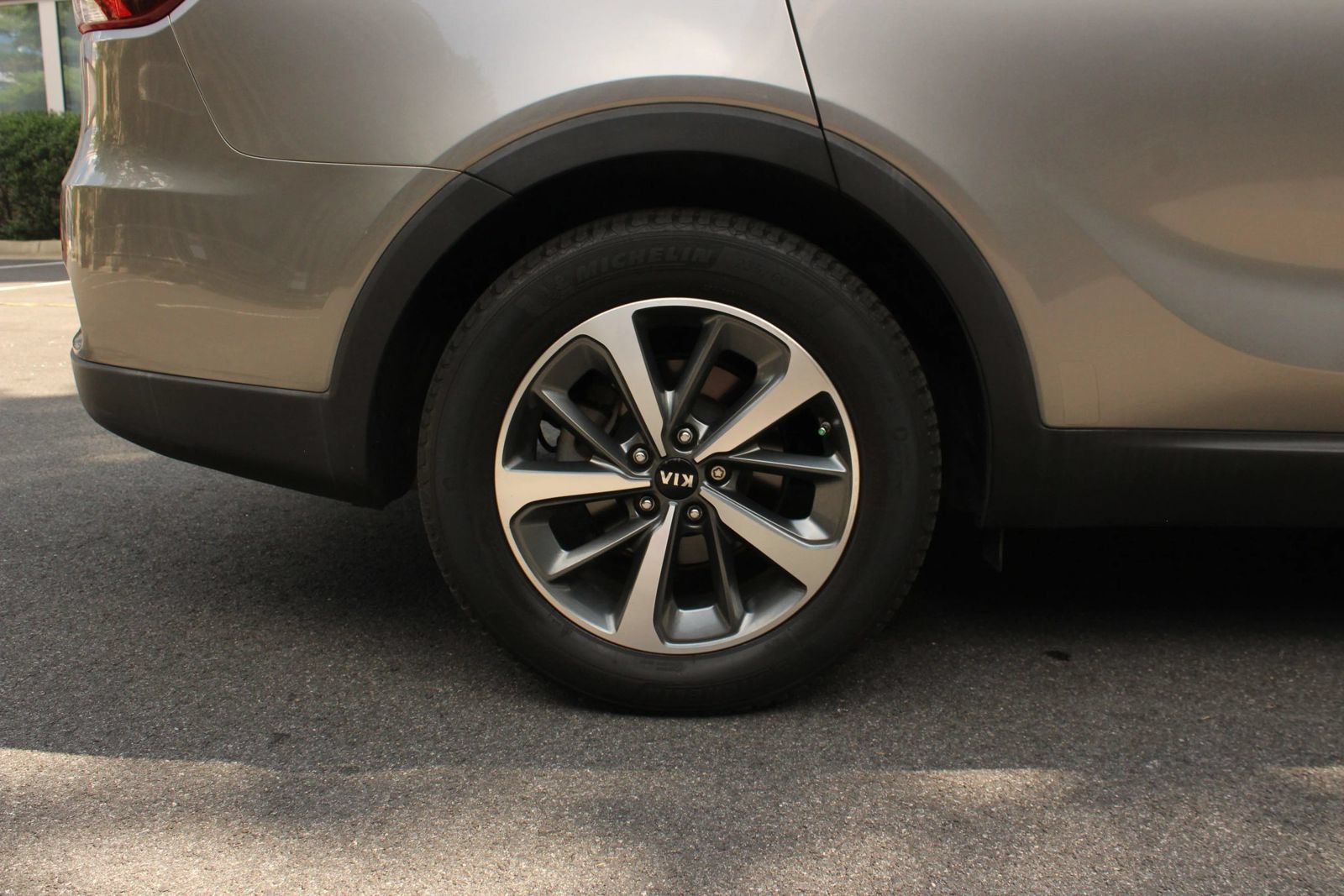 Used 2019 Kia Sorento EX w/ EX Premium Package AWD/4WD image 5