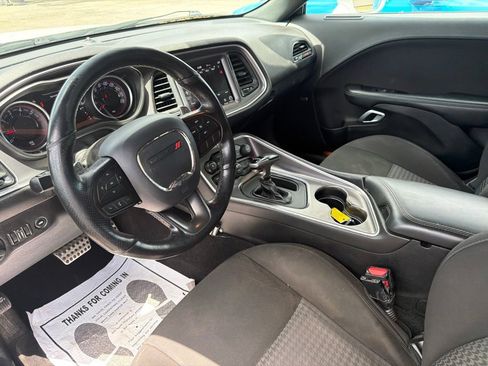 Used 2020 Dodge Challenger R/T Scat Pack RWD image 12