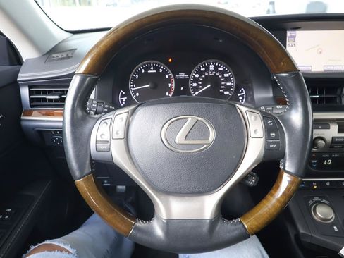 Used 2014 Lexus ES 350 FWD image 25