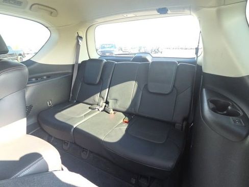 Used 2019 Nissan Armada SL w/ Premium Package image 20